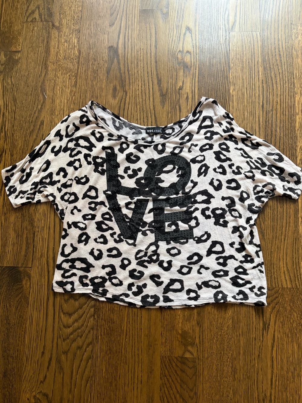 WET SEAL Y2K Leopard Rhinestone "LOVE" McBling Top